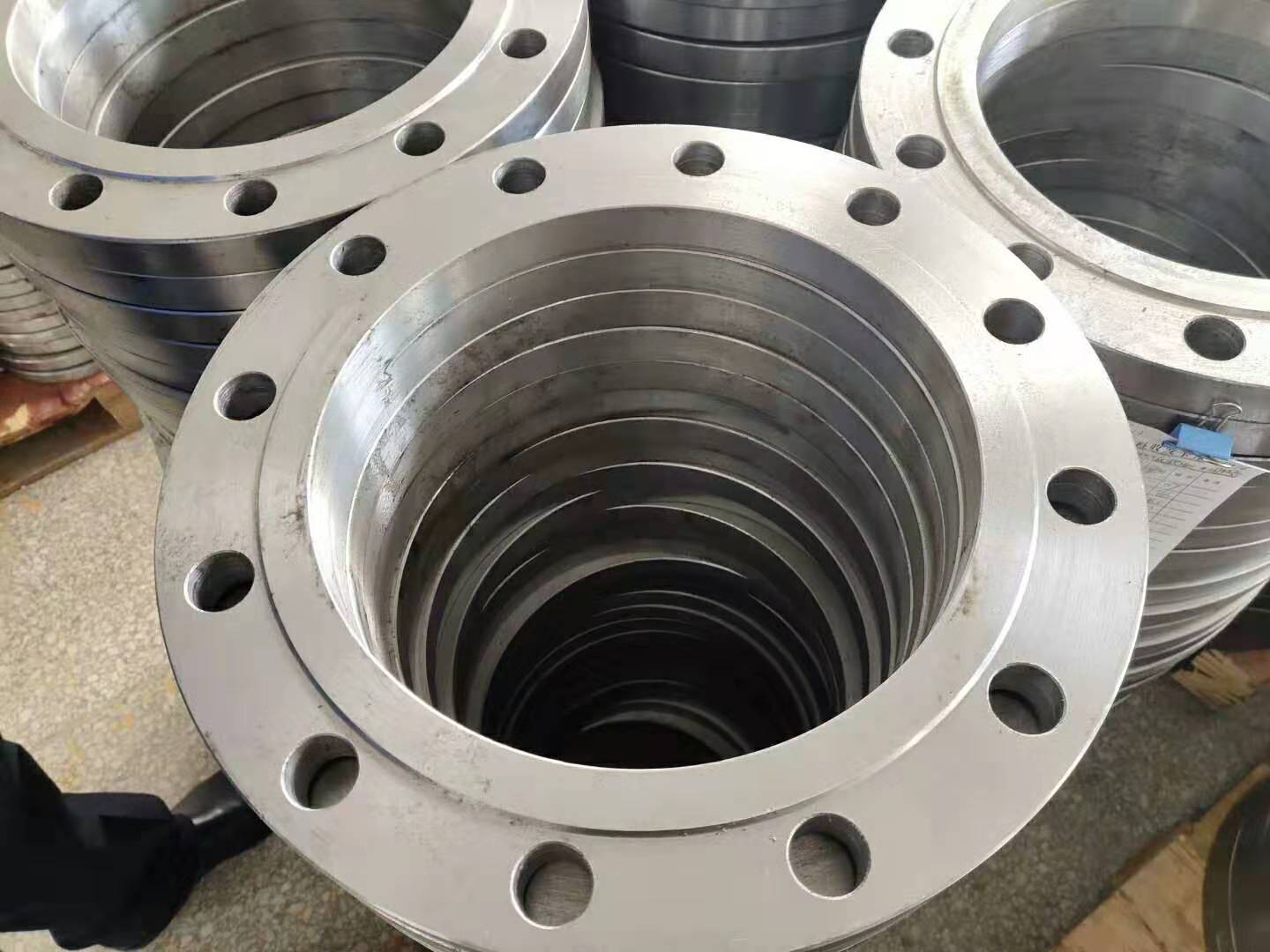 對(duì)焊法蘭正確的安裝順序：